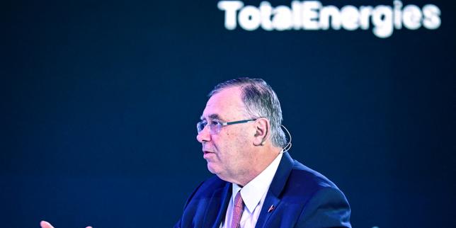 TotalEnergies : bénéfice inédit au troisième trimestre, à 8,3 milliards de dollars ; le gouvernement appelle le groupe à répercuter la baisse des prix