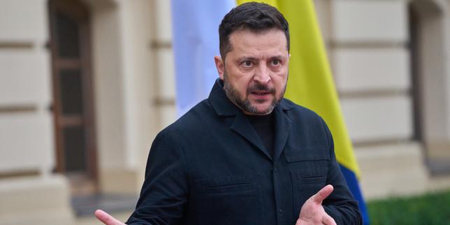 EN DIRECT, guerre en Ukraine : Volodymyr Zelensky réclame de nouvelles sanctions contre la Russie après la « terrible frappe russe » contre la gare ferroviaire de Dnipro qui a fait 13 morts