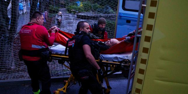 EN DIRECT, guerre en Ukraine : Kiev et Moscou annoncent le début des évacuations humanitaires à Olechky, où un cessez-le-feu est en vigueur depuis plus de trois jours