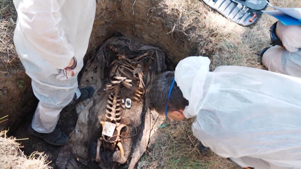 Des scientifiques testent la terramation, une alternative écologique à l'inhumation et la crémation
