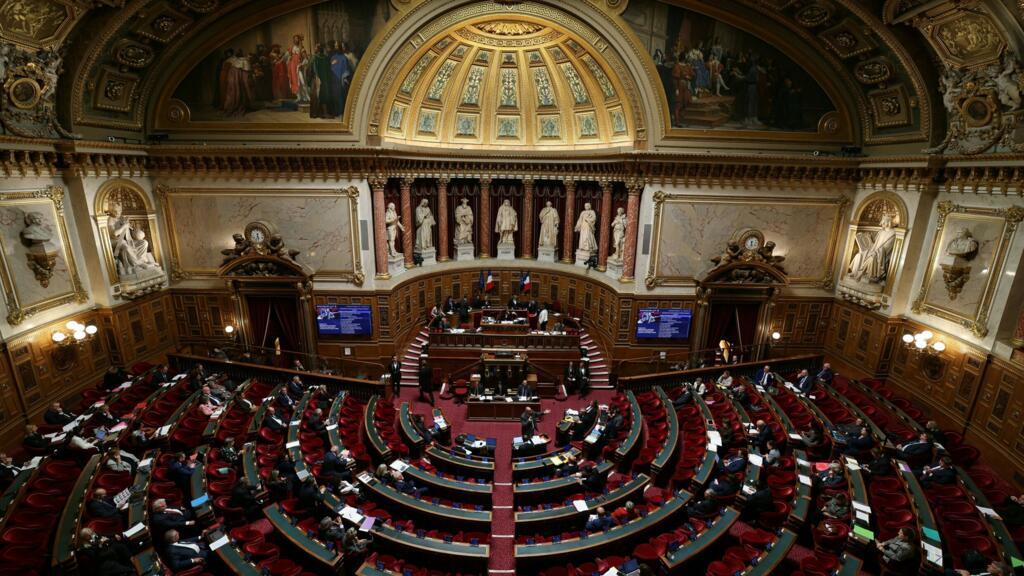 En France, le Sénat vote l'imprescriptibilité des crimes sexuels commis sur les mineurs