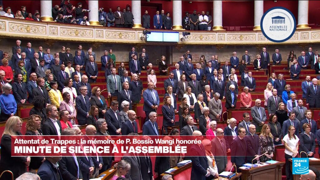 Attentat raciste de Trappes : une minute de silence observée à l'Assemblée