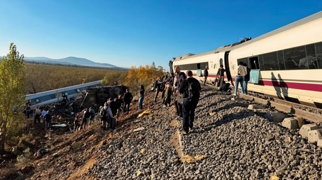 Espagne : collision mortelle entre deux trains à grande vitesse