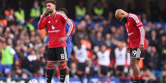 En Angleterre, Manchester United s’enfonce un peu plus dans la crise après sa défaite sur la pelouse de Chelsea