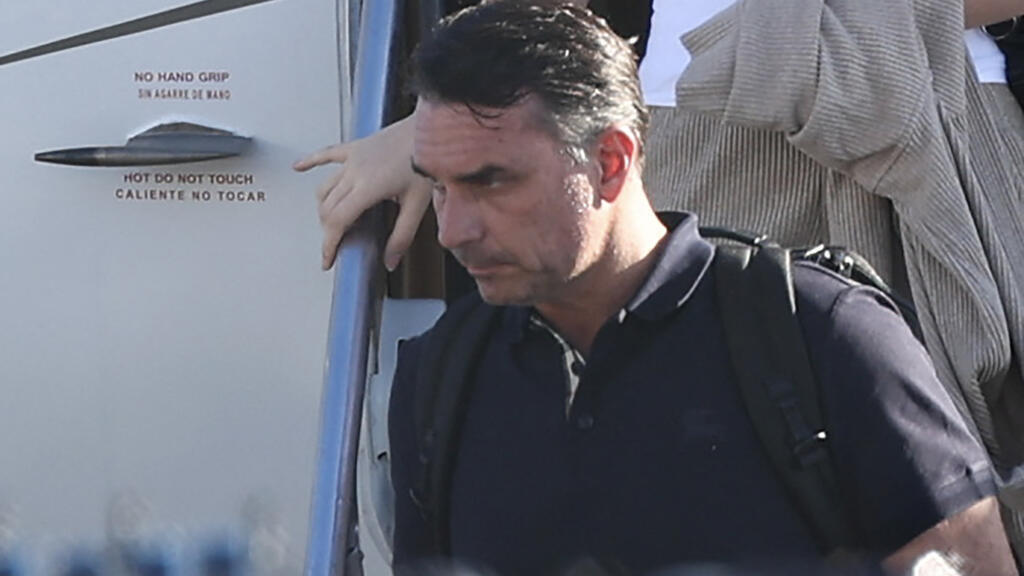 Depuis les États-Unis, Flavio Bolsonaro se dit victime d'une "persécution" au Brésil