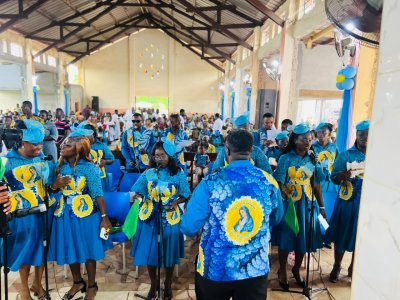 Paroisse Sainte-Anne de Bocanda : une semaine de fête couronnée par la consécration de la chorale Sainte-Marie