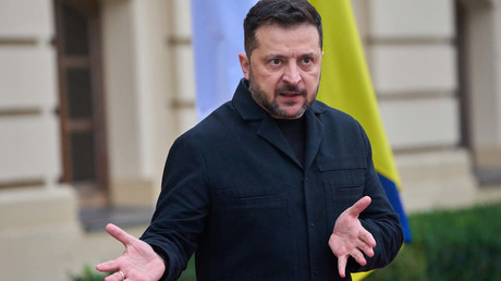 Pourparlers de paix : Zelensky exclut la neutralité de l’Ukraine, une condition pourtant essentielle pour Moscou