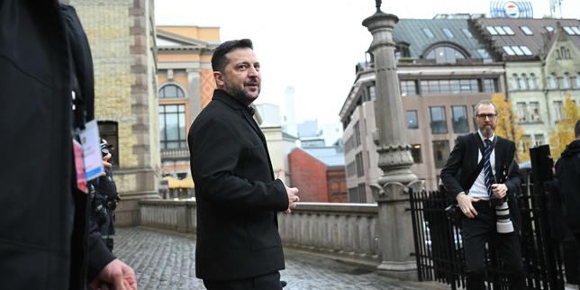 EN DIRECT, guerre en Ukraine : Volodymyr Zelensky confirme qu’une réunion entre Russes, Ukrainiens et Américains aura lieu en novembre
