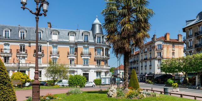 Une balade au Raincy, de l’église en béton à la coulée verte