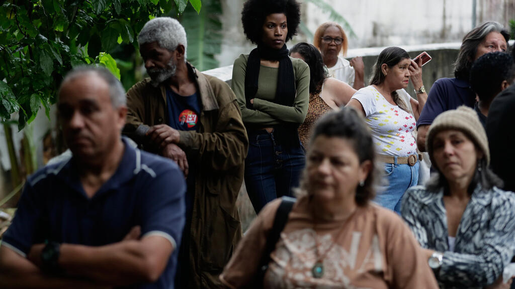 Au Brésil, 159 millions d’électeurs appelés à trancher un scrutin présidentiel indécis