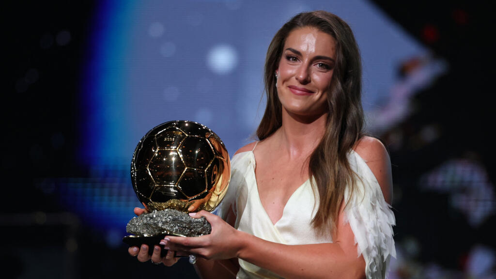 L’Espagnole Alexia Putellas remporte son troisième Ballon d'Or féminin