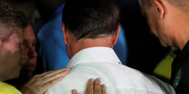Au Brésil, Flavio Bolsonaro, isolé, renonce à demander l’annulation du scrutin après la victoire de Lula