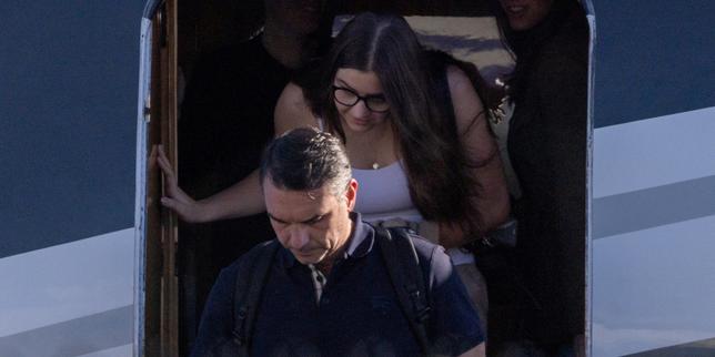 L’aide apportée à Flavio Bolsonaro dans sa fuite vers les Etats-Unis indigne les camps de l’opposition en Argentine et en Equateur