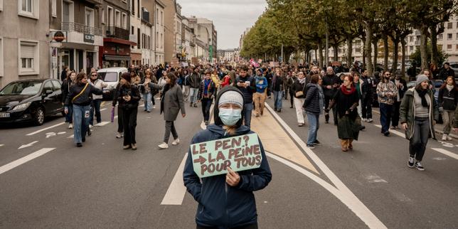 A Orléans, une manifestation antifasciste empreinte de gravité et marquée par la division des gauches