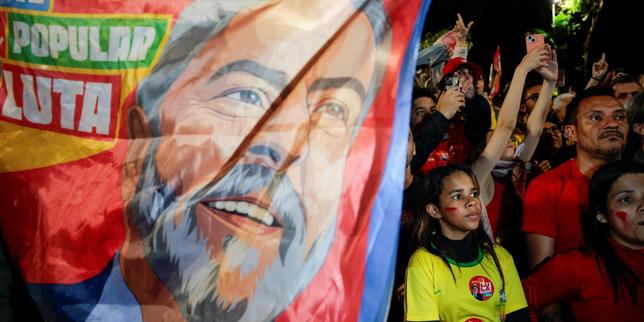 Au Brésil, « la mobilisation spontanée de la “gen Z” a surpris jusqu’aux cadres du Parti des travailleurs de Lula »