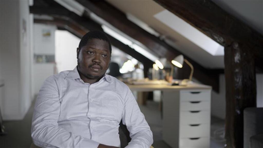 France: menacé en Centrafrique, le journaliste Ephrem Yalike défend sa demande d'asile