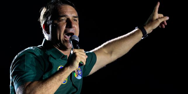 Flavio Bolsonaro, du candidat sûr d’être élu président du Brésil au mauvais perdant en cavale aux Etats-Unis